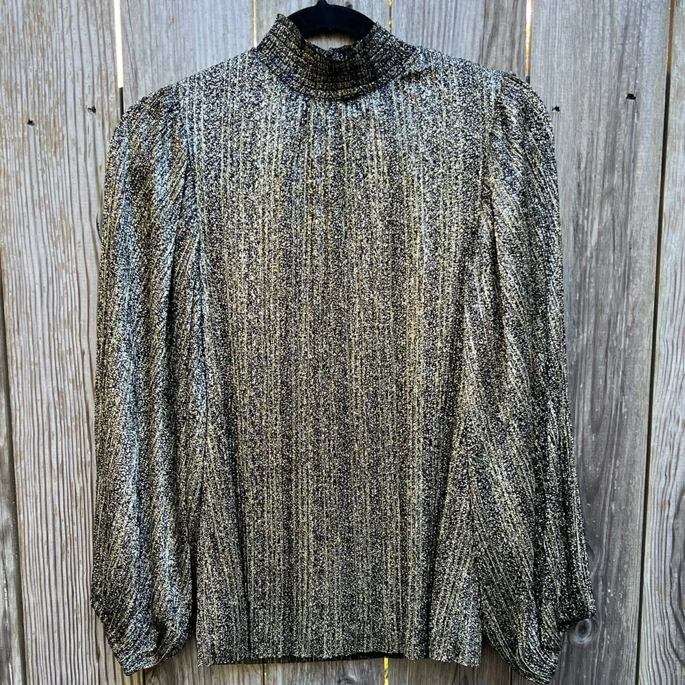 VINCE CAMUTO Gold Smocked Neck Metallic Top Women’s Medium NWT NEW - Picture 5 of 14